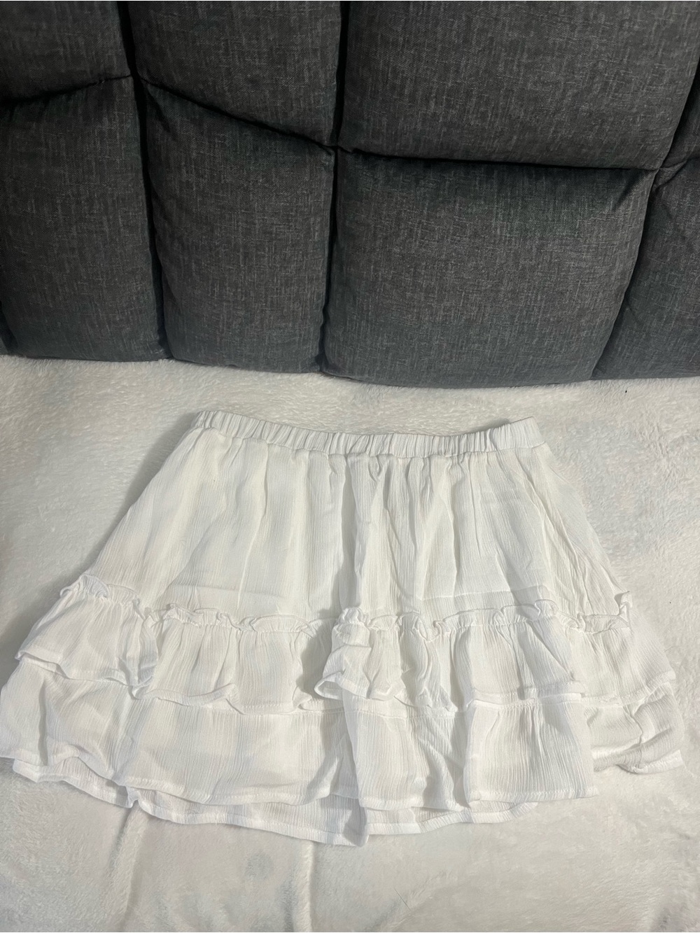 Urban Heritage White Tiered Ruffle Mini Skirt